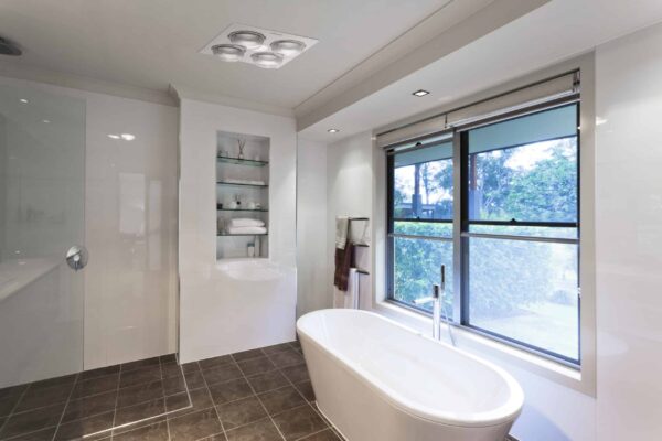 Forme 4 3-in-1 Bathroom Heater with 4 Heat Lamps, Exhaust Fan with Tricolour LED Light - Image 3